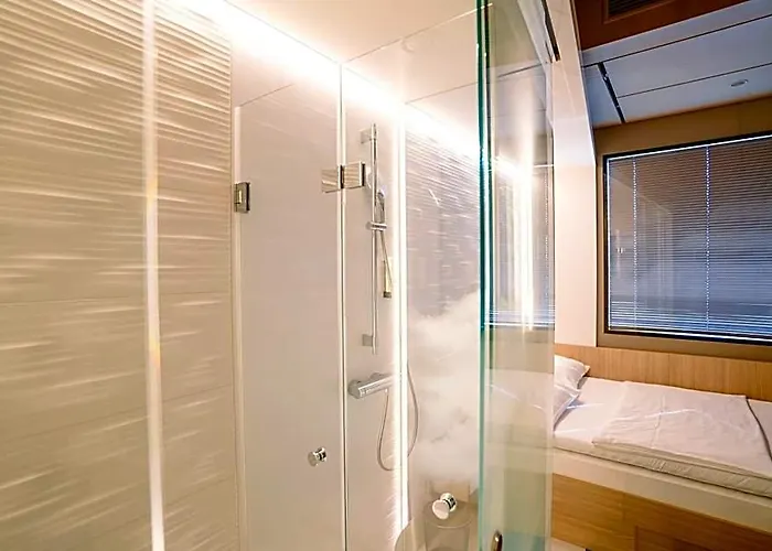 My Cloud Transit - Guests With International Flight Only! Hotel 2*